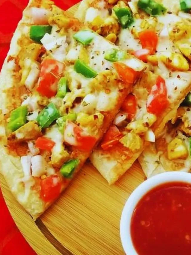 Paneer Pizza Paratha Recipe